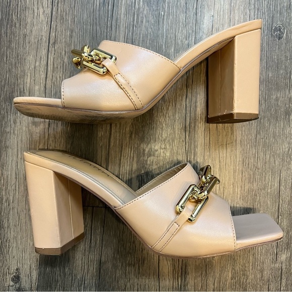 Women’s Chain Slip On Chunky Heels Shoes Sandals Tan Size 8 - Picture 11 of 13